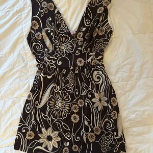 Y2K Floral Black and Cream Top🤎